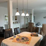 Little Apartamento *